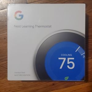 Nest Learning Thermostat NEW IN BOX